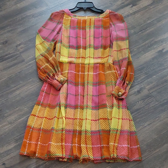 Oscar de la Renta Vibrant Plaid Long Sleeve Silk Dress - Picture 1 of 12